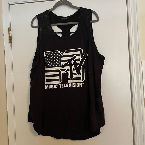 Size 4xl MTV Graphic Tank Top w/ Slashed Back - Picture 1 of 7